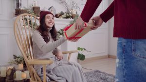 Unique Housewarming Gift Ideas That People Actually Want to Receive (2026 Guide)